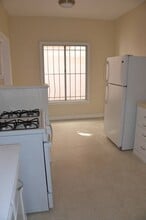 964 Marview Ave, Unit 2 in Los Angeles, CA - Foto de edificio - Building Photo