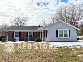 136 Westview Dr in Elon, NC - Building Photo