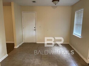 83 Mayfair Ln in Loxley, AL - Building Photo - Building Photo
