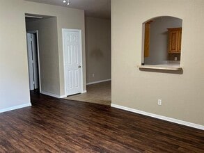 610 Linda Dr in Joshua, TX - Building Photo - Building Photo