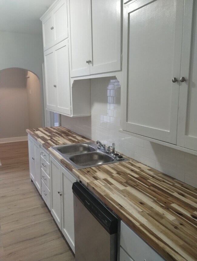 16 N 15th St-Unit -18 North 15th Street in Fort Smith, AR - Building Photo - Building Photo