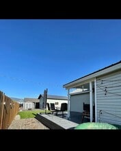 506 N River St in Enterprise, OR - Building Photo - Building Photo