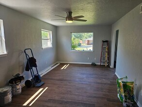 434 W Fairchild Dr in Midwest City, OK - Building Photo - Building Photo