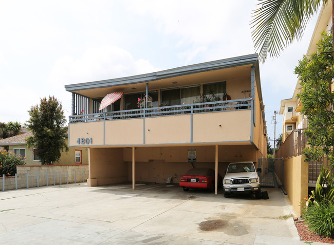 4201 Mclaughlin Ave in Los Angeles, CA - Building Photo - Building Photo