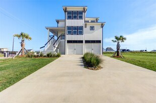 21201 Scissor Tail Ln in Jamaica Beach, TX - Building Photo