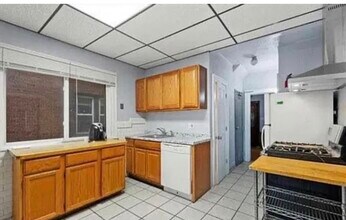 16554 Fairfield St in Detroit, MI - Foto de edificio - Building Photo