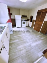 2462 N Delaware Dr in Mount Bethel, PA - Building Photo - Building Photo