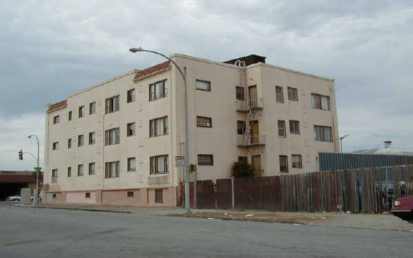 404 23rd St in Richmond, CA - Foto de edificio - Building Photo