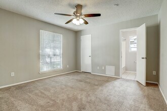 4906 Adonis Dr in Spring, TX - Building Photo - Building Photo