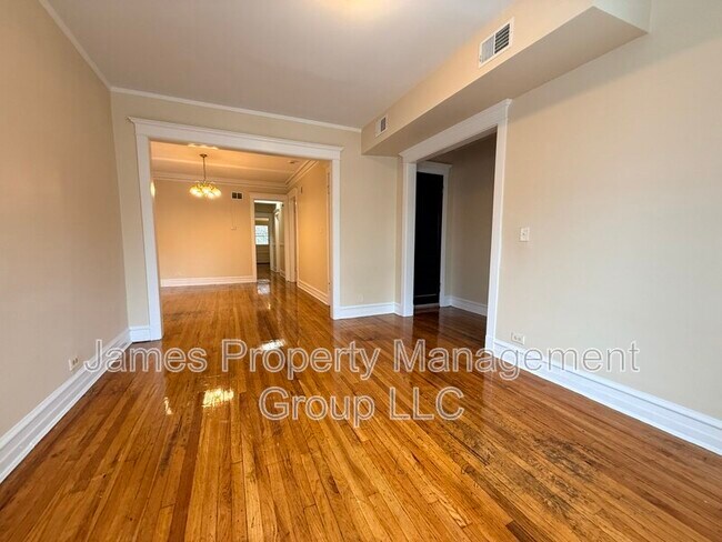 3213 W Warren Blvd in Chicago, IL - Building Photo - Building Photo