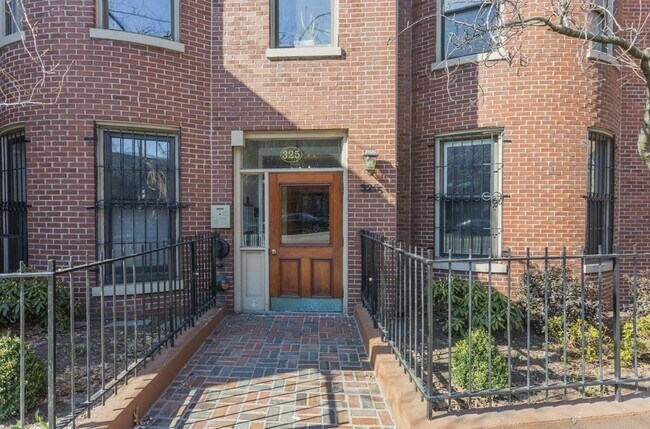 329 Columbus Ave, Unit 2