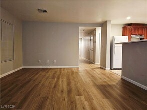 6161 Wild Lilac Ct in Las Vegas, NV - Building Photo - Building Photo