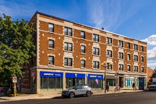 5360 Sherbrooke Rue O in Montréal, QC - Building Photo