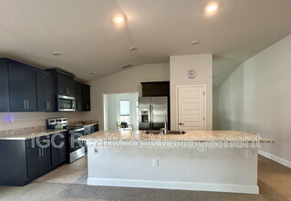 693 Moment St in Cocoa, FL - Building Photo - Building Photo