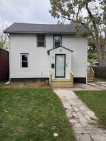 1212 59th St in Kenosha, WI - Building Photo