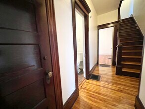 18 Sherman St in Everett, MA - Building Photo - Building Photo