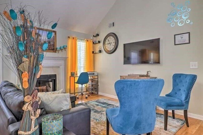 483 Oak Dr in Hapeville, GA - Building Photo - Building Photo