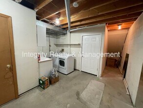 1811 S Quebec Way in Denver, CO - Building Photo - Building Photo