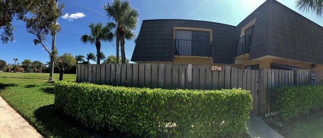 3714 37th Way-Unit -3714 in West Palm Beach, FL - Building Photo - Building Photo