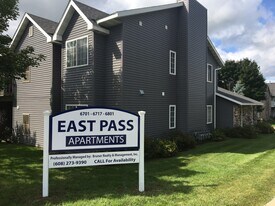 East Pass Apartments in Madison, WI - Building Photo