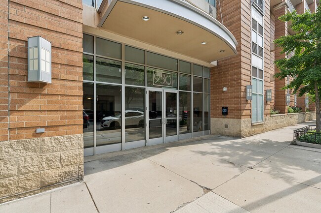 950 W Monroe St in Chicago, IL - Building Photo - Building Photo
