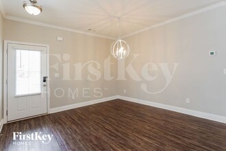 211 Preserve Dr in Newnan, GA - Foto de edificio - Building Photo