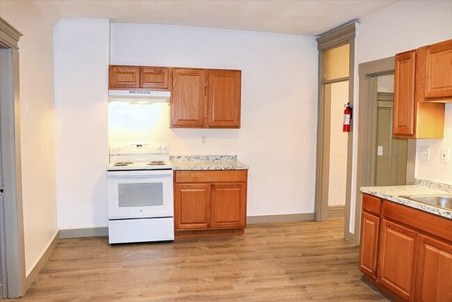 property at 6 Waumbeck St