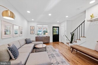 167 Wesmond Dr in Alexandria, VA - Building Photo - Building Photo