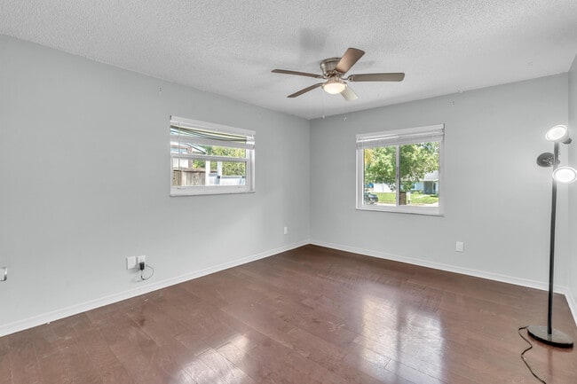 3004 Sugar Bear Trl in Palm Harbor, FL - Building Photo - Building Photo
