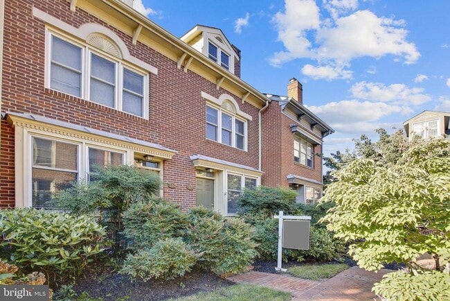 property at 538 N West St