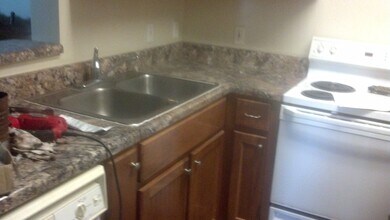 12300 Apache Ave in Savannah, GA - Building Photo - Building Photo