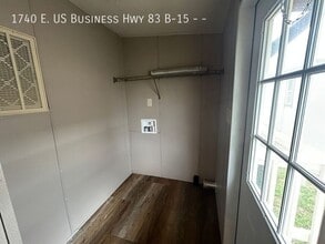 15 B St in Mission, TX - Building Photo - Building Photo