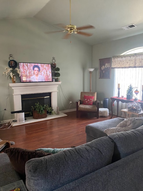 90 N Anderson Ave in Clovis, CA - Building Photo - Building Photo