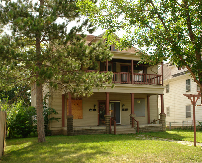 2648 Emerson Ave N in Minneapolis, MN - Building Photo - Building Photo