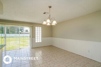 1725 SW 2nd Pl in Cape Coral, FL - Building Photo - Building Photo