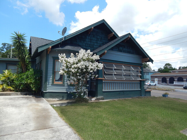 1040 9th Ave N in St. Petersburg, FL - Building Photo - Building Photo