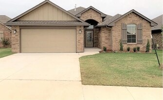 8720 SW 40th Ter in Oklahoma City, OK - Building Photo