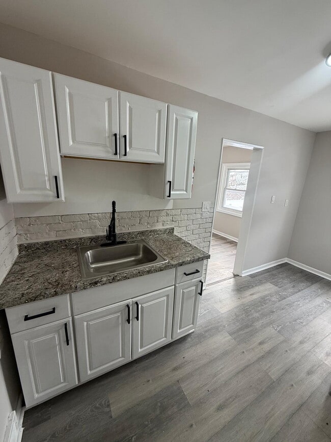 property at 1431 Edgewood Ave