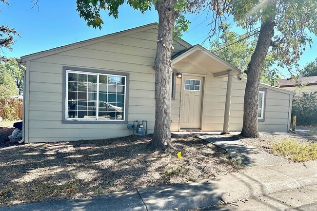 property at 1496 W Alaska Pl