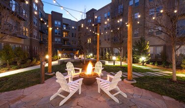 21 Fitzsimons in Aurora, CO - Building Photo - Building Photo