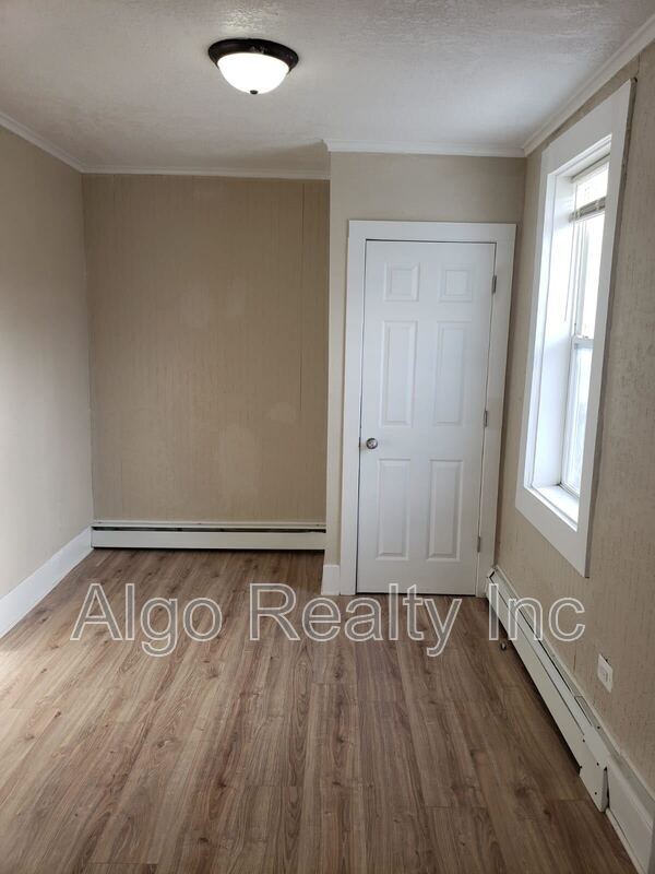 1012 7th St E in St. Paul, MN - Building Photo - Building Photo