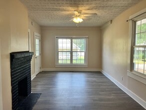 601 Askew Ave in Hogansville, GA - Building Photo - Building Photo