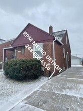 17175 Hartwell St in Detroit, MI - Building Photo - Building Photo