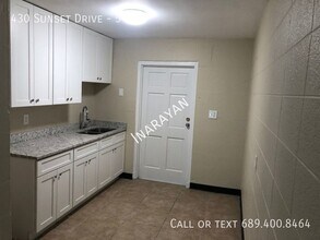 430 Sunset Dr in Orlando, FL - Building Photo - Building Photo