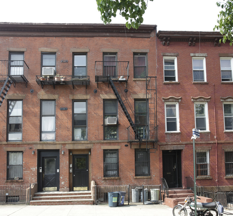 150 Degraw St in Brooklyn, NY - Building Photo