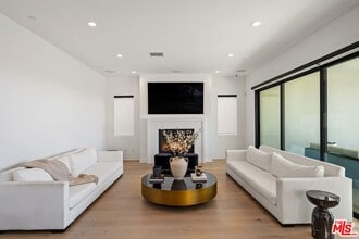 20712 Deer Grass Ct in Los Angeles, CA - Building Photo - Building Photo