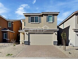 5855 Fly Fisher St in Las Vegas, NV - Building Photo