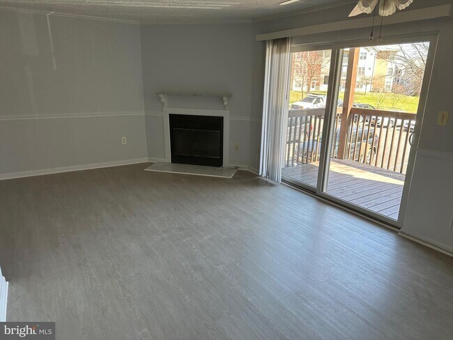 6700 Rapid Water Way-Unit -204 in Glen Burnie, MD - Building Photo - Building Photo