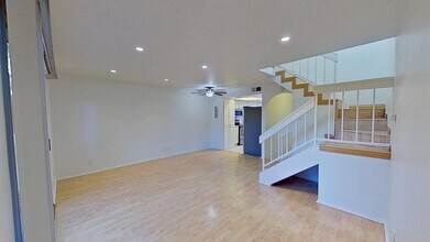 23322 La Mar in Mission Viejo, CA - Building Photo - Building Photo