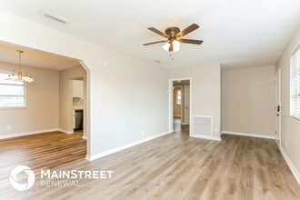 6603 Syringa Ln in Jacksonville, FL - Building Photo - Building Photo